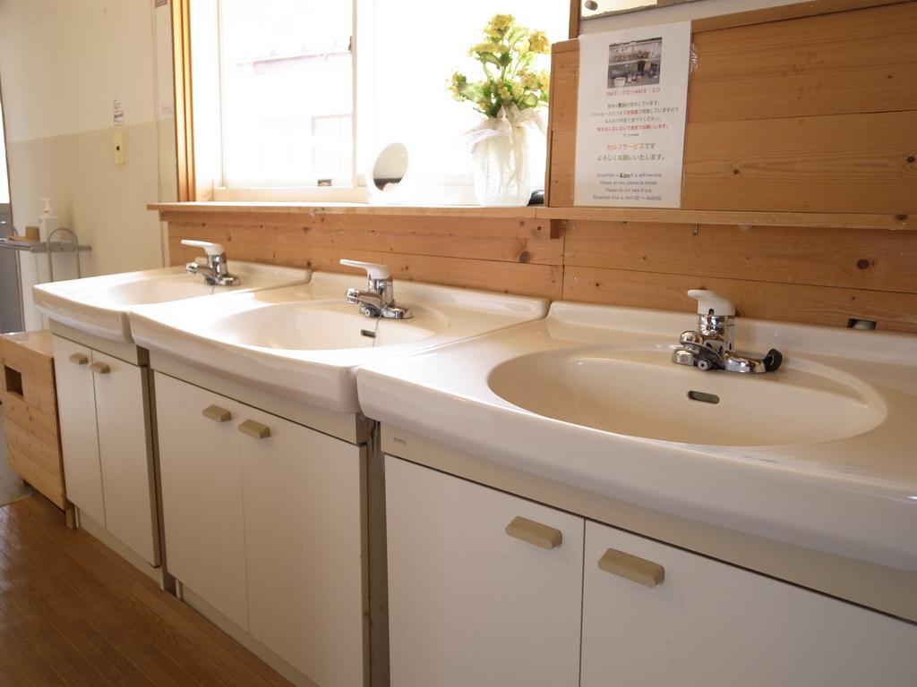 Komagane Youth Hostel Экстерьер фото