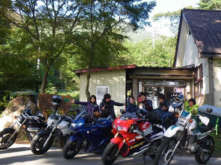 Komagane Youth Hostel Экстерьер фото